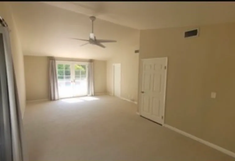 5901 Valerie Ave — Photo 17