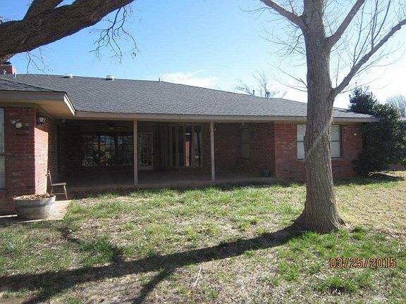 2nd image of 77 Hunsley Hills Blvd