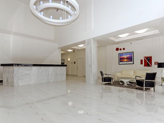 4th image of 120 Beach 26th St APT 513