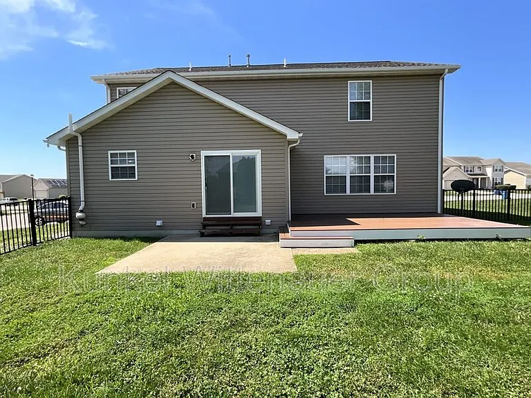2621 Greystone Estates Pkwy — Photo 2
