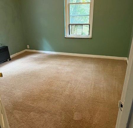 5th image of 3423 Spring Garden Rd APT 4