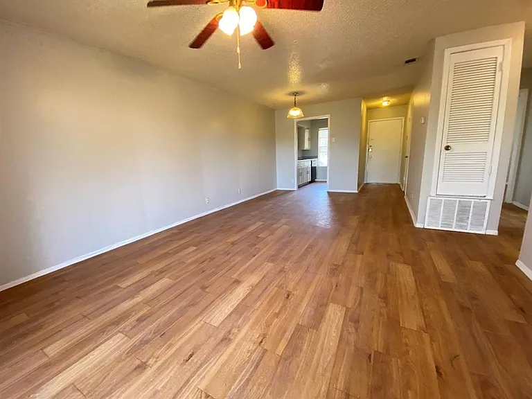 11200A Renel Dr — Photo 7