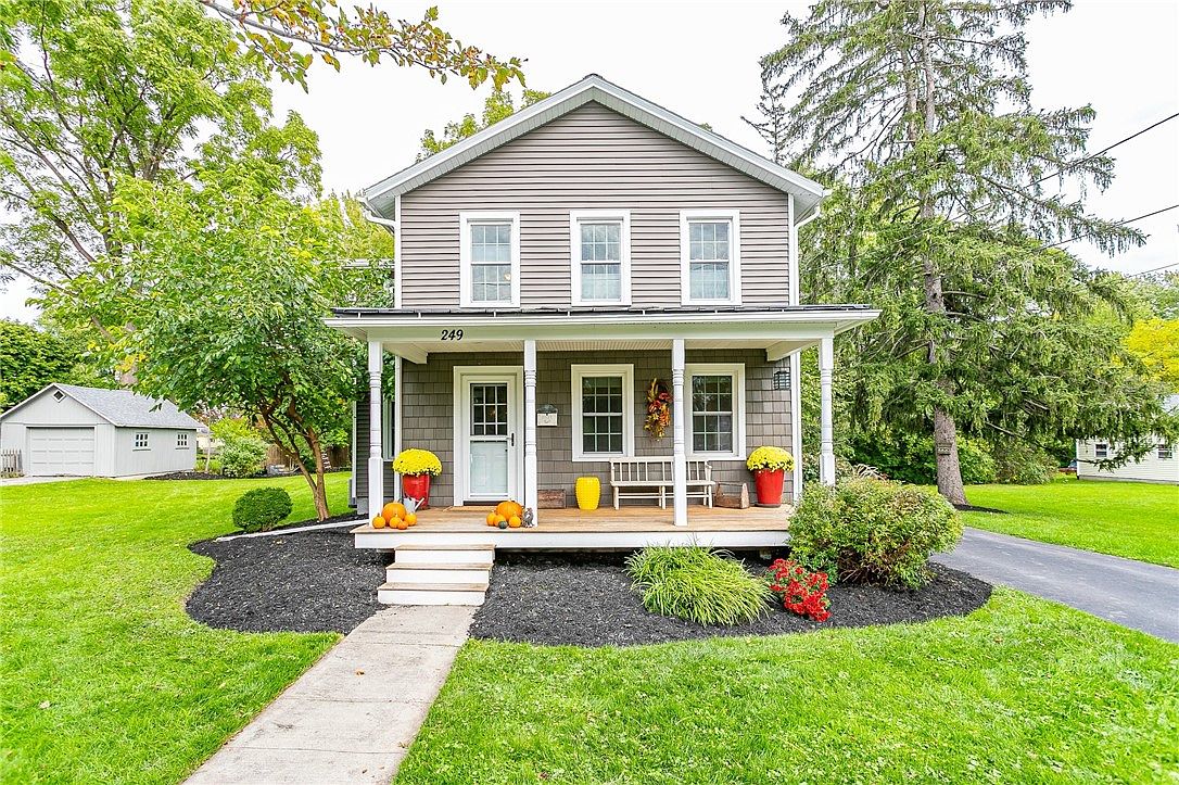 249 N Pleasant St, Canandaigua, NY 14424 Zillow