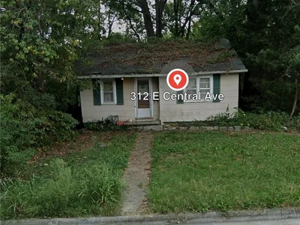 312 E Central St, Nevada, MO 64772