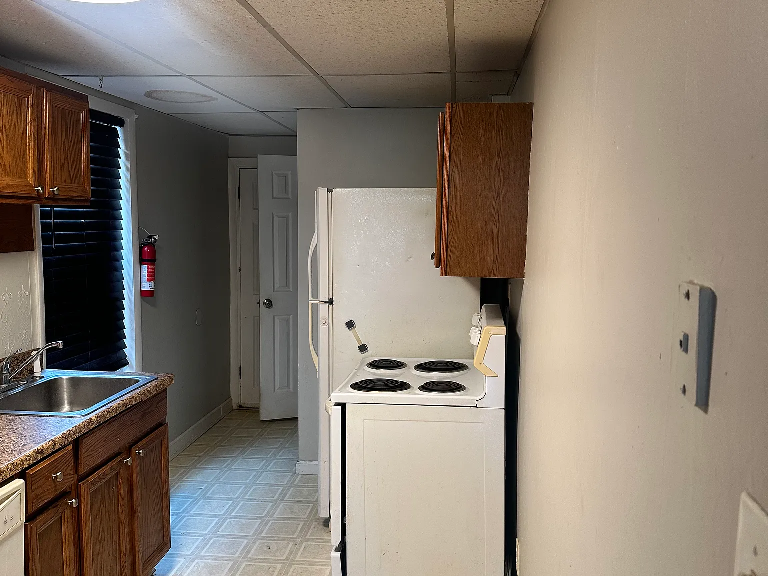 2 bed, 1.5 bath, 925 sqft, $1,700 — Photo 4