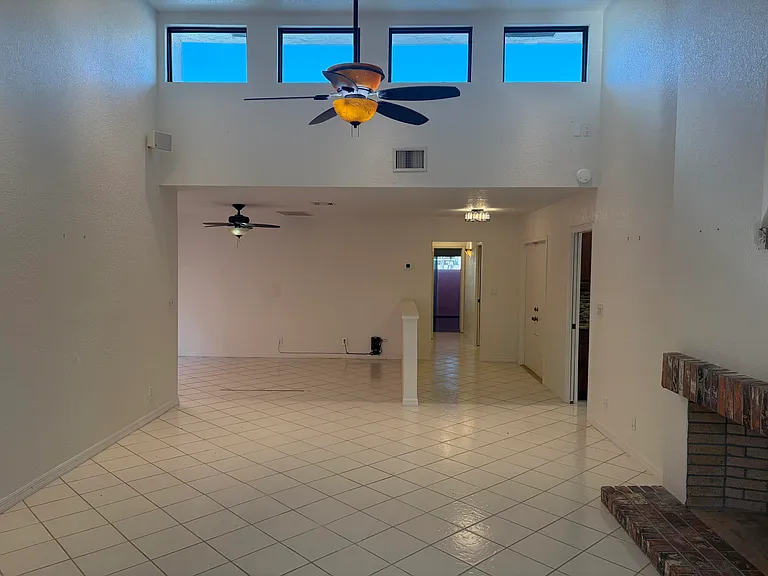 21435 Campo Allegro Dr — Photo 23