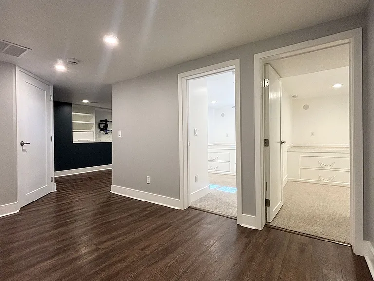 953 E Lowell Ave — Photo 28