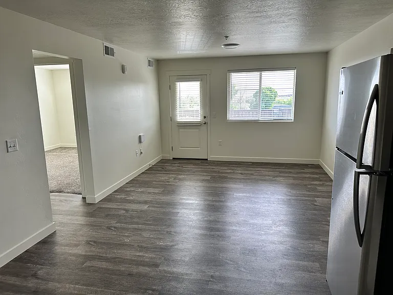 1481 S Spring Creek Dr #302 — Photo 1