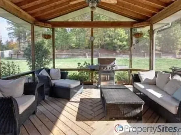 206 Scheer Ave, Durham, NC 27703