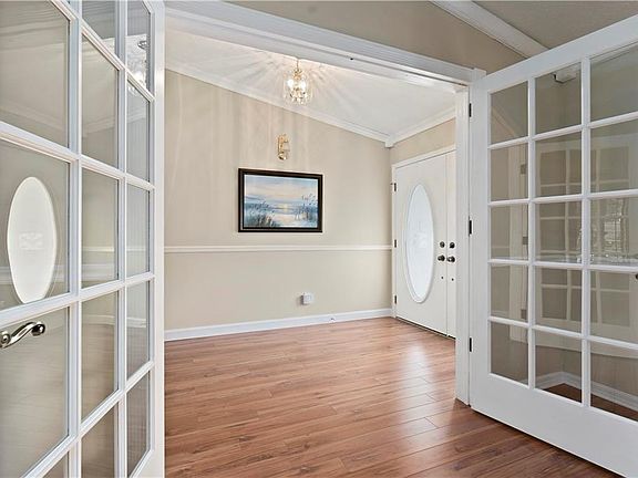 3rd image of 2933 NE Ivy Ln