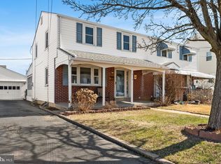 516 Ridley Ave, Folsom, PA 19033