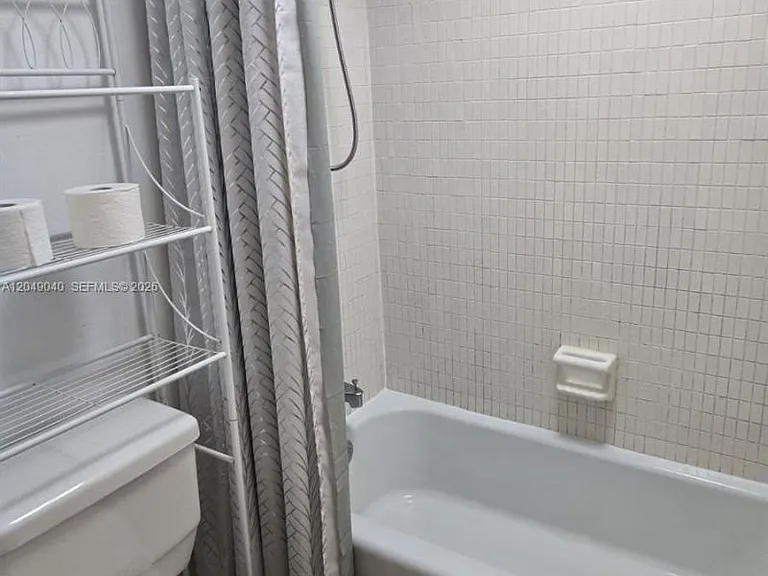 3690 Inverrary Dr #2Q — Photo 18