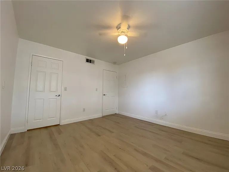 5174 S Jones Blvd #207 — Photo 10