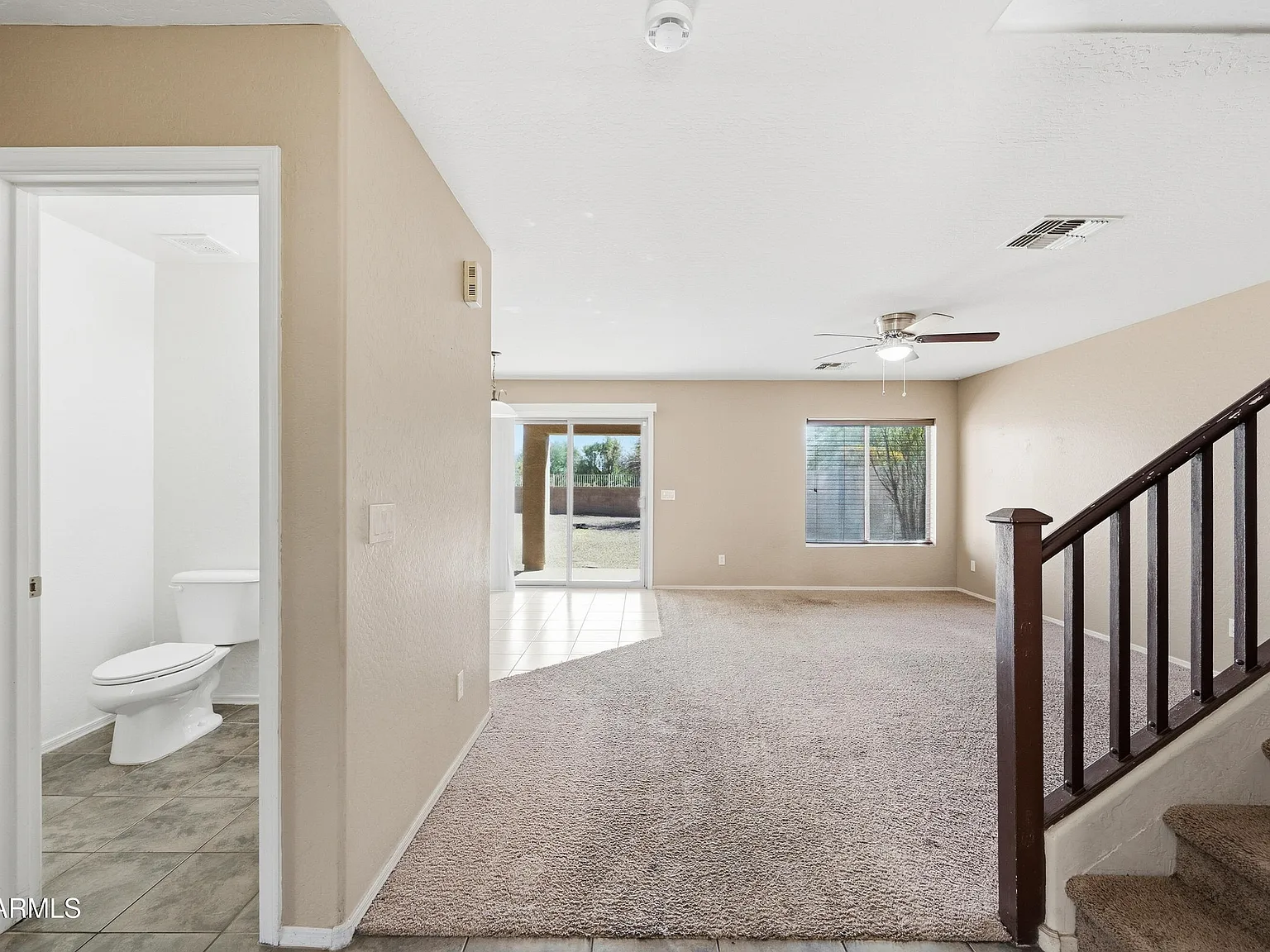 4 bed, 2.5 bath, 1978 sqft, $2,150 — Photo 3