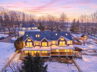 2269 E Main Rd, Portsmouth, RI 02871