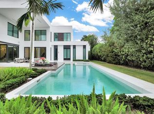 641 Starboard Dr, Naples, FL 34103