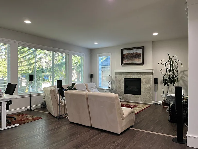 12516 NE 153rd Pl — Photo 4