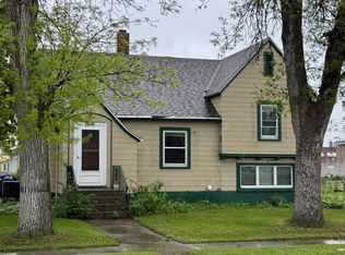 322 4th Ave, Enderlin, ND 58027