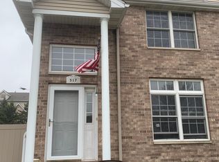 517 N Charles St, Cortland, IL 60112