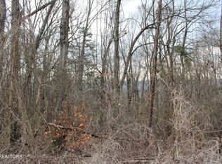 Carol Dr, Jamestown, TN 38556