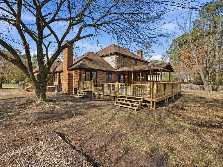9 Rhodelia Ln — Photo 38