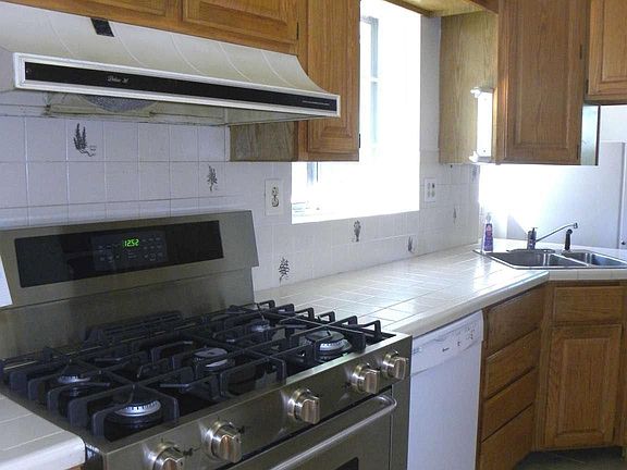 5th image of 5509 Magnolia Ln