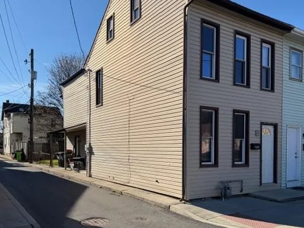 1024 Guilford St, Lebanon, PA 17046