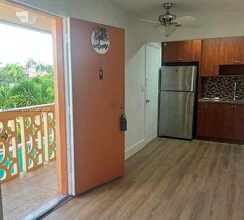 3rd image of 1151 W 28th St APT 9