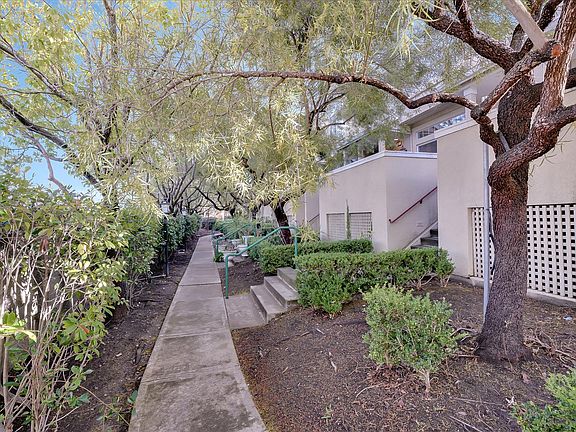 3rd image of 622 Palomino Dr