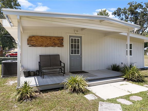 3rd image of 5501 S Bluegill Way
