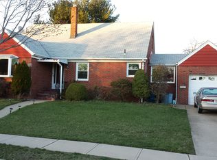 12 Pine Hill Dr, Clifton, NJ 07013