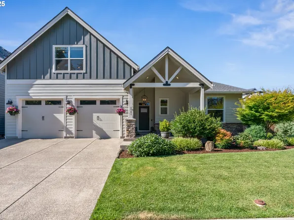 1721 NE Pecan Ln, Camas, WA 98607