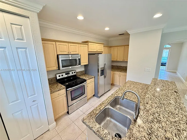 2674 SW 84th Ter #102 — Photo 13