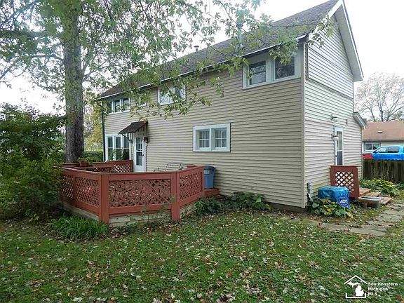 5th image of 4562 N 1st St