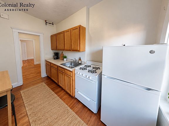 3rd image of 1685 Commonwealth Ave #16