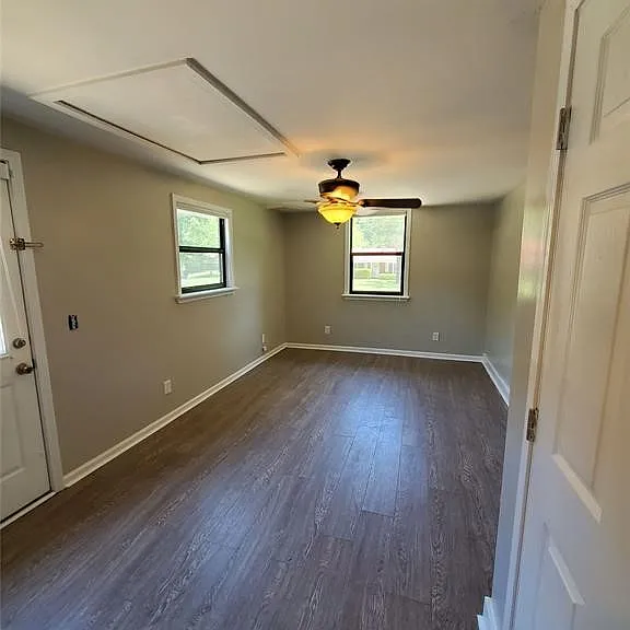 860 Greg Dr — Photo 6