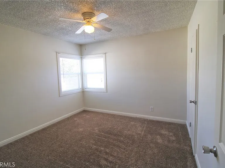34956 Avenue B — Photo 9