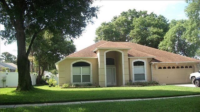 1st image of 1379 Hyde Park Dr