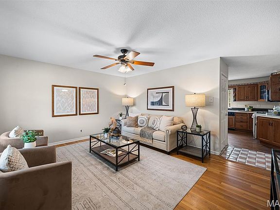 5th image of 2644 Causeway Dr