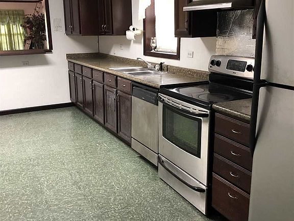 5th image of 754 Julia St