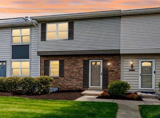 7574 Kingsgate Way, West Chester, OH 45069