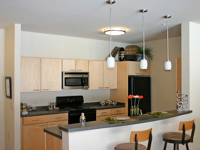 Sequoya Commons — Photo 10