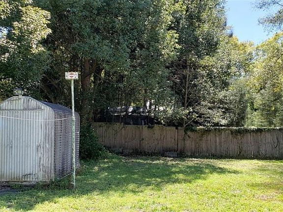 2nd image of 323 Hibiscus Dr