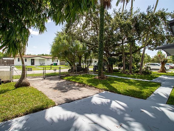 4th image of 29858 SW 159th Dr