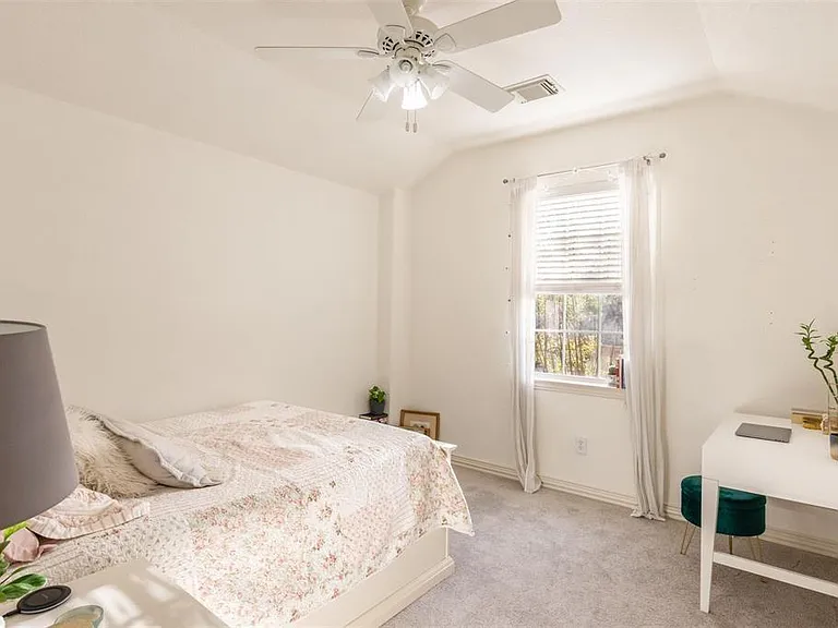 18 Petal Park Pl — Photo 27