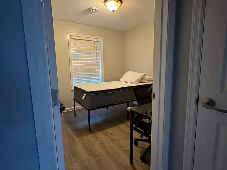 75 S Maiden St #2 — Photo 23