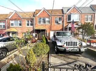 5249 72nd St #1, Maspeth, NY 11378