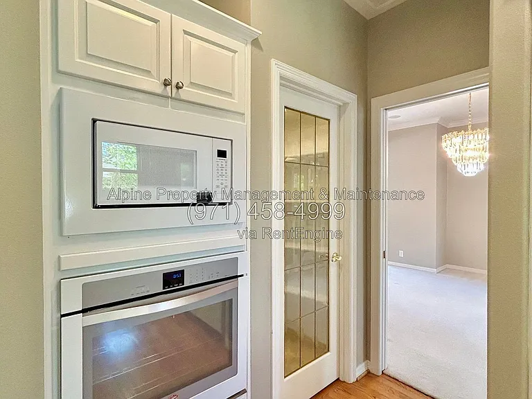 820 NW Pebble Beach Way — Photo 10