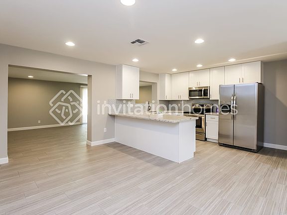 5th image of 6116 S College Ave