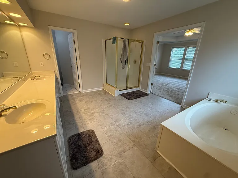 11 Treyburn Ct — Photo 10